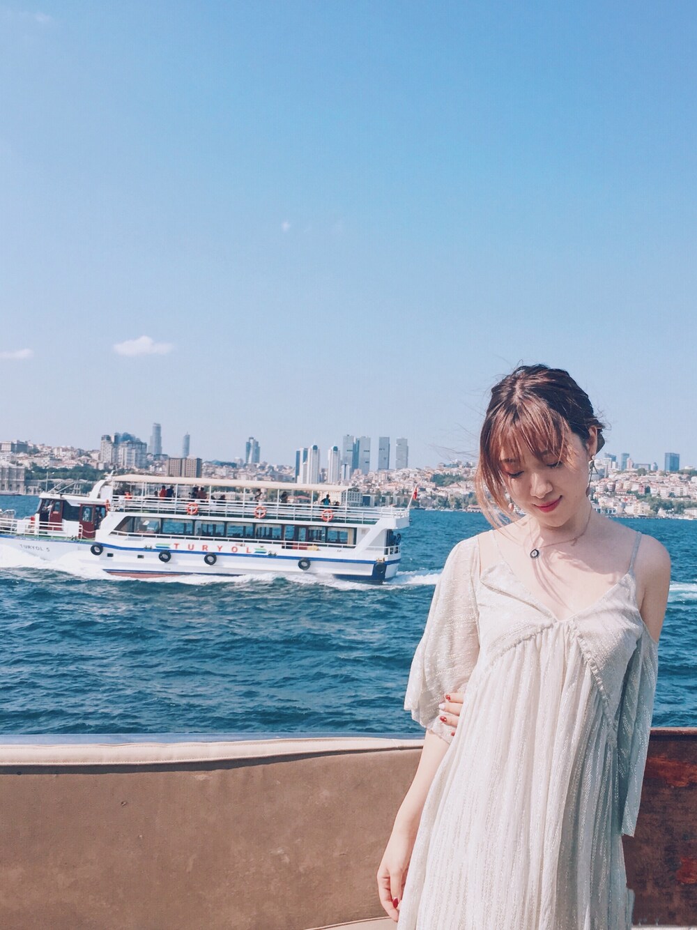 「土耳其」｜「MANGOのアイテム（ジャンパースカート、シルバー系）」を使った、Perona_硕爷さん（レディース・156cm）の秋コーディネートの1枚目の写真