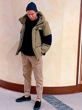 「やっぱりストリートが好き」｜「アイテム（ダウンジャケット/コート）」を使った、MASAHIDEさん（メンズ・180cm）の冬コーディネート