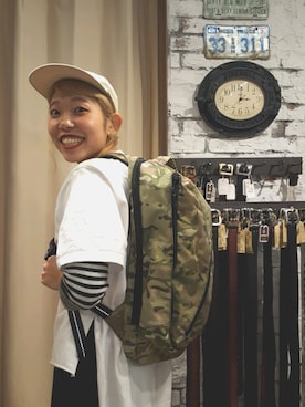 「Samsonite Red（サムソナイトレッド）のアイテム」を使った、imaiさん（レディース・157cm）の夏コーディネート