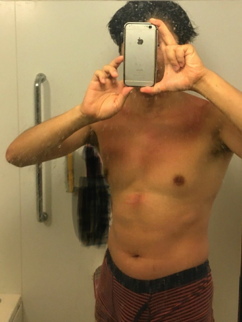 「タバタ記録」｜「おれのアイテム（その他、ホワイト系）」を使った、oreさん（メンズ・173cm）の夏コーディネートの1枚目の写真