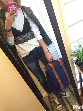 「Ungrid（アングリッド）のインディゴフレイドヘムストスリ（デニムパンツ）」を使った、asmさん（レディース・161cm）の春コーディネート