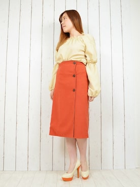 「アイテム（スカート、オレンジ系）」を使った、NAOさん（レディース・153cm）の冬コーディネート