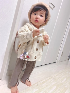 「petit main（プティマイン）のアイテム（その他パンツ、ブラウン系）」を使った、pomchan29さん（キッズ・70cm）の秋コーディネート