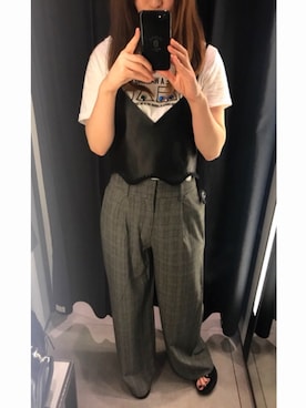 「ZARA（ザラ）のアイテム（Tシャツ/カットソー、ホワイト系）」を使った、MADOKAさん（レディース・161cm）の秋コーディネート