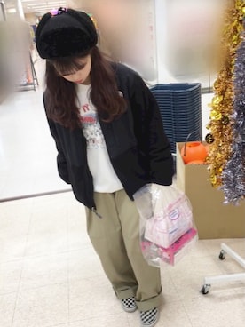 「ストリート服が好き」｜「アイテム（スリッポン）」を使った、ほのかさん（レディース・152cm）の秋コーディネート