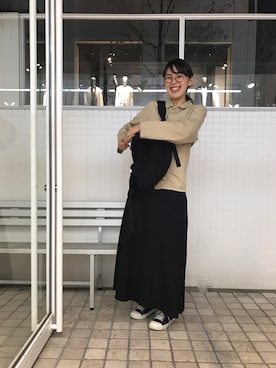 「ZUCCa（ズッカ）のアイテム（シャツ/ブラウス、ベージュ系）」を使った、あさみもつさん（レディース）の冬コーディネート