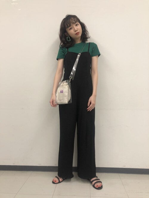 勝田里奈さんのコーディネート
