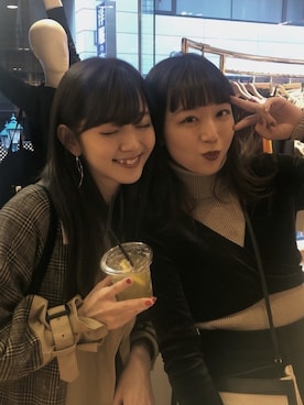 「勝田里奈」｜「アイテム（バレエシューズ）」を使った、勝田里奈さん（レディース・161cm）の秋コーディネート