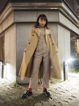 「CLANE（クラネ）のアイテム（トレンチコート）」を使った、勝田里奈さん（レディース・161cm）の秋コーディネート