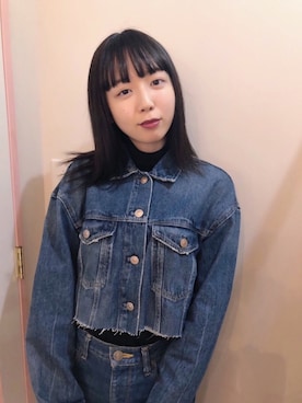 「勝田里奈」｜「アイテム（デニムジャケット）」を使った、勝田里奈さん（レディース・161cm）の冬コーディネート