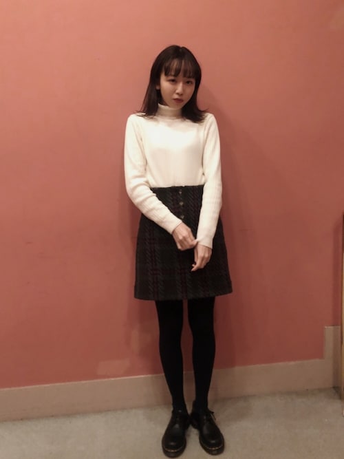 勝田里奈さんのコーディネート