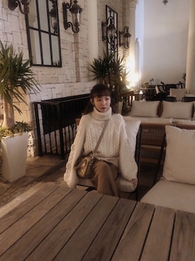 「勝田里奈」｜「アイテム（ハンドバッグ）」を使った、勝田里奈さん（レディース・161cm）の冬コーディネート
