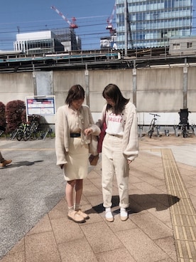 「勝田里奈」｜「アイテム（レッグウェア）」を使った、勝田里奈さん（レディース・161cm）の春コーディネート