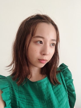 勝田里奈さん（レディース・161cm・20代）の春コーディネート