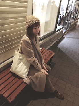 「勝田里奈」｜「アイテム（トートバッグ）」を使った、勝田里奈さん（レディース・161cm）の冬コーディネート