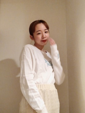 「勝田里奈」｜「アイテム（スウェット）」を使った、勝田里奈さん（レディース・161cm）の冬コーディネート