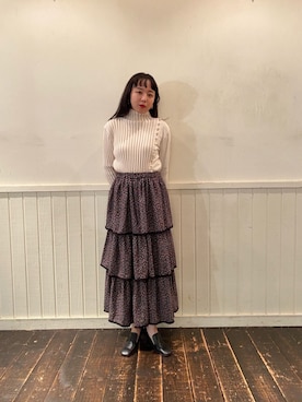「勝田里奈」｜「アイテム（パンプス）」を使った、勝田里奈さん（レディース・161cm）の秋コーディネート