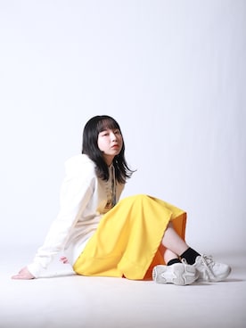 「勝田里奈」｜「アイテム（パーカー）」を使った、勝田里奈さん（レディース・161cm）の冬コーディネート