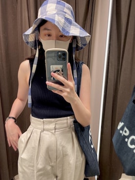 「勝田里奈」｜「アイテム（帽子）」を使った、勝田里奈さん（レディース・161cm）の春コーディネート