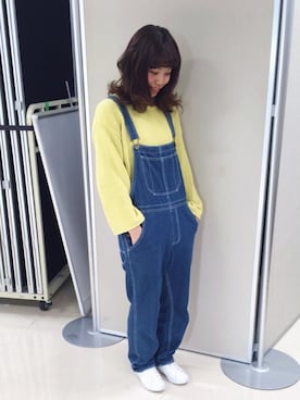 「BEAMS（ビームス）のアイテム（サロペット/オーバーオール）」を使った、Mizuhoさん（レディース・156cm）の冬コーディネート