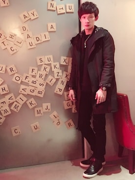 「DISCOVERED（ディスカバード）のアイテム（アクセサリー）」を使った、Steadyさん（メンズ・178cm）の冬コーディネート