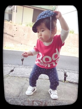 「花柄パンツ」｜「アイテム（キャップ）」を使った、moponさん（レディース・157cm）の春コーディネート