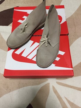 「Clarks（クラークス）のアイテム（Other Shoes、ベージュ系）」を使った、MASAさん（メンズ・185cm）の春コーディネート