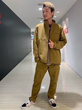 「静岡」｜「アイテム（ミリタリージャケット）」を使った、RYUKIさん（メンズ・180cm）の秋コーディネート