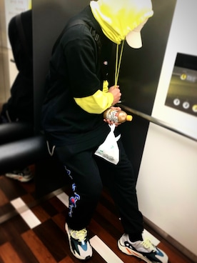 「yeezy boost 700」｜ゆ う たさん（メンズ・175cm）の春コーディネート