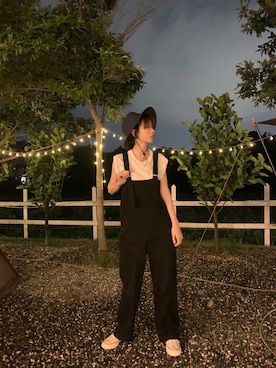 「MUJI」｜「アイテム（サロペット/オーバーオール）」を使った、慊莫QMさん（レディース・165cm）の春コーディネート