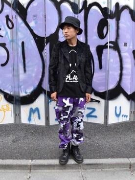 「tricot COMME des GARCONS（トリココムデギャルソン）のアイテム（テーラードジャケット）」を使った、トレンディヴンさん（メンズ・170cm）の夏コーディネート