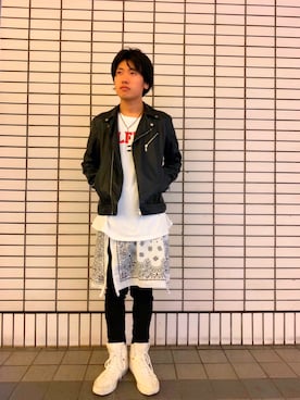 「JOHN LAWRENCE SULLIVAN」｜「アイテム（ライダースジャケット）」を使った、トレンディヴンさん（メンズ・170cm）の秋コーディネート