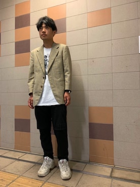 「CASIO」｜「アイテム（ジャケット/アウター）」を使った、トレンディヴンさん（メンズ・170cm）の春コーディネート