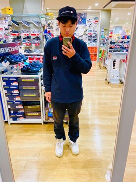 「BEN DAVIS（ベンデイビス）のアイテム（スウェット）」を使った、トレンディヴンさん（メンズ・170cm）の春コーディネート