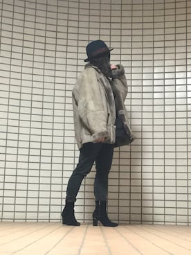 「GYDA（ジェイダ）のアイテム（スラックス）」を使った、SIONAさん（レディース・155cm）の冬コーディネート