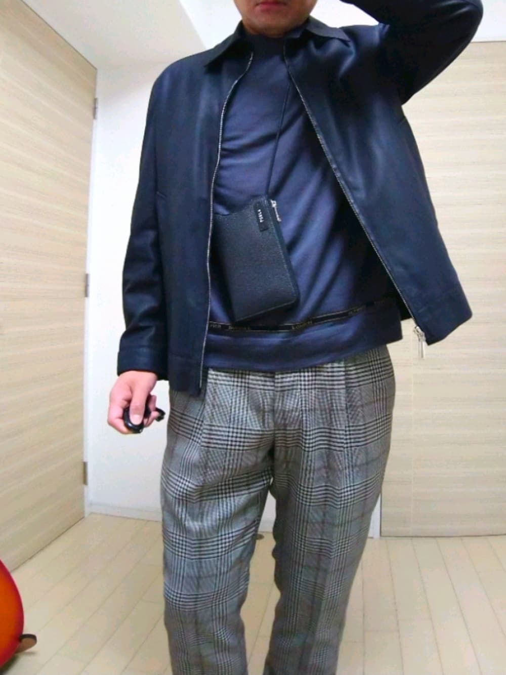 「こぎれいなおじさん、冬の終わり」｜「PT TORINOのアイテム（スラックス、その他）」を使った、jin.kさん（メンズ・176cm）の冬コーディネートの1枚目の写真