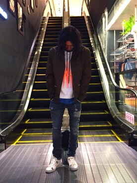 「DIESEL（ディーゼル）のアイテム（テーラードジャケット）」を使った、Yamadamotoki1さん（メンズ・177cm）の春コーディネート