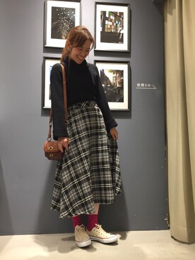 「FOSSIL（フォッシル）のアイテム（ショルダーバッグ）」を使った、mamiraさん（レディース・156cm）の秋コーディネート