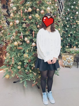 「adidas（アディダス）のアイテム（シューズ、ブルー系）」を使った、Sasa さん（レディース・170cm）の冬コーディネート