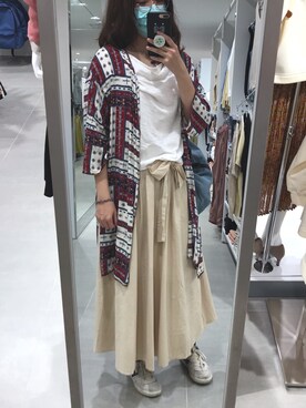 「QUEEN SHOP（クイーンショップ）のアイテム（スカート、ベージュ系）」を使った、Sasa さん（レディース・170cm）の冬コーディネート