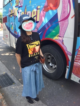 「UNIQLO（ユニクロ）のアイテム（Tシャツ/カットソー、ブラック系）」を使った、Sasa さん（レディース・170cm）の秋コーディネート