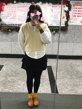 「ORIENT（オリエント）のアイテム（ローファー、ブラウン系）」を使った、Sasa さん（レディース・170cm）の冬コーディネート