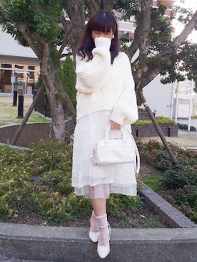 「ケーブルカーディガン」｜「アイテム（その他）」を使った、こうめさん（レディース・155cm）の春コーディネート