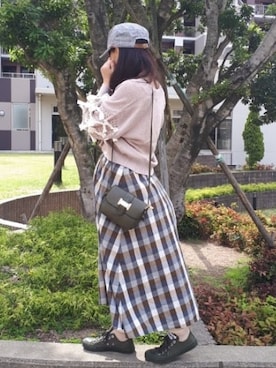 「ワークキャップ」｜「アイテム（アクセサリー）」を使った、こうめさん（レディース・155cm）の春コーディネート
