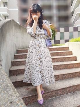 「小花柄ワンピース」｜「アイテム（アクセサリー）」を使った、こうめさん（レディース・155cm）の春コーディネート