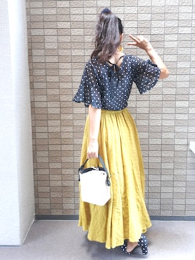 「黒×黄色」｜「アイテム（その他）」を使った、こうめさん（レディース・155cm）の秋コーディネート