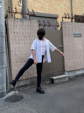 「COMME des GARCONS（コムデギャルソン）のアイテム（シャツ/ブラウス、ホワイト系）」を使った、yokokoさん（メンズ・171cm）の秋コーディネート