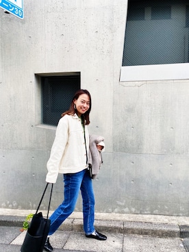 「KURO（クロ）のアイテム（その他アウター）」を使った、TONKOさん（レディース・166cm）の春コーディネート