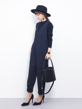 「ツバ広ハット」｜「アイテム（サロペット/オーバーオール）」を使った、ayumi  sato さん（レディース・155cm）の冬コーディネート