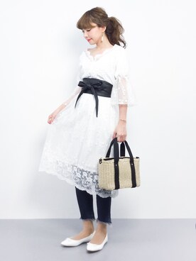 「Ungrid（アングリッド）のインディゴフレイドヘムストスリ（デニムパンツ）」を使った、ayumi  sato さん（レディース・155cm）の春コーディネート